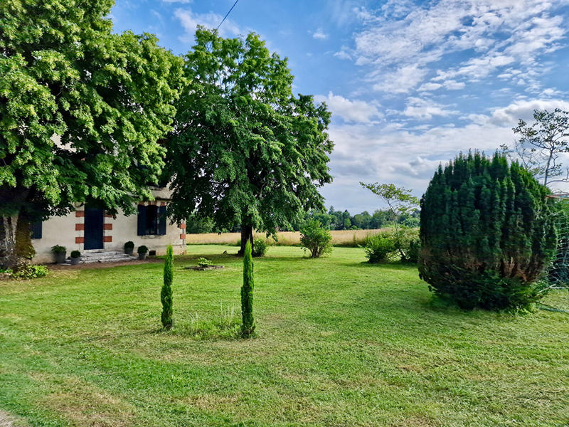 Maison - 262 m² - 9 pièces