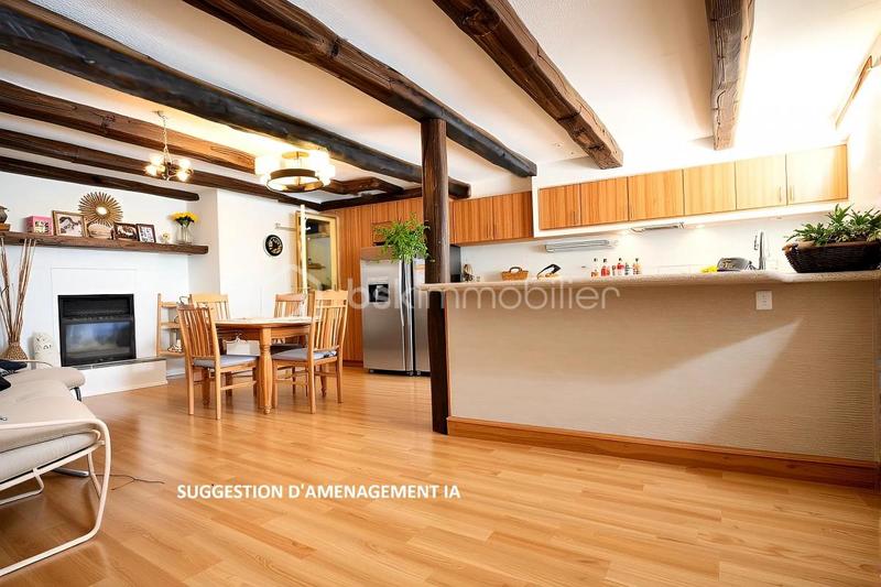 Maison traditionnelle - 275 m² - 12 pièces