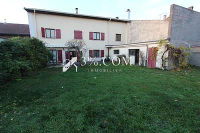 Maison - 209 m² - 6 pièces