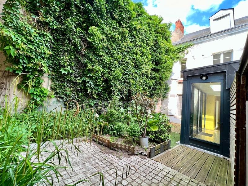 Maison de ville - 180 m² - 8 pièces