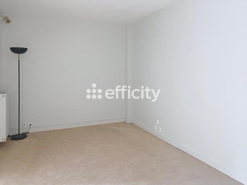 Appartement - 105 m² - 4 pièces