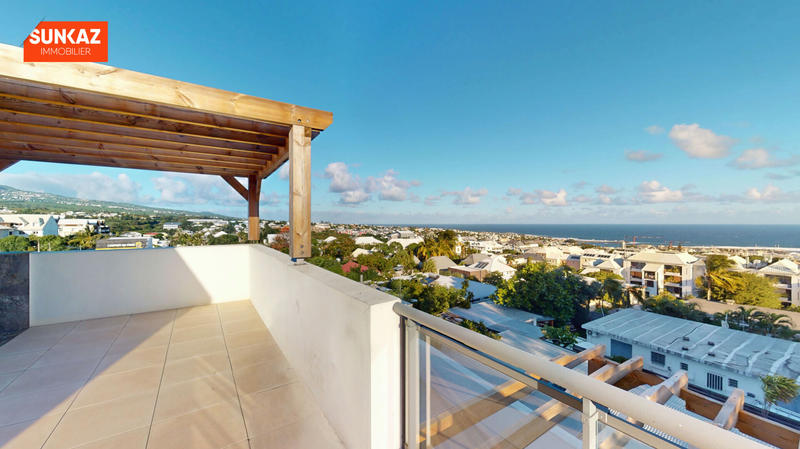 Appartement - 99 m² - 4 pièces