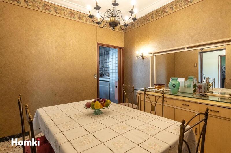 Maison de ville - 220 m² - 6 pièces