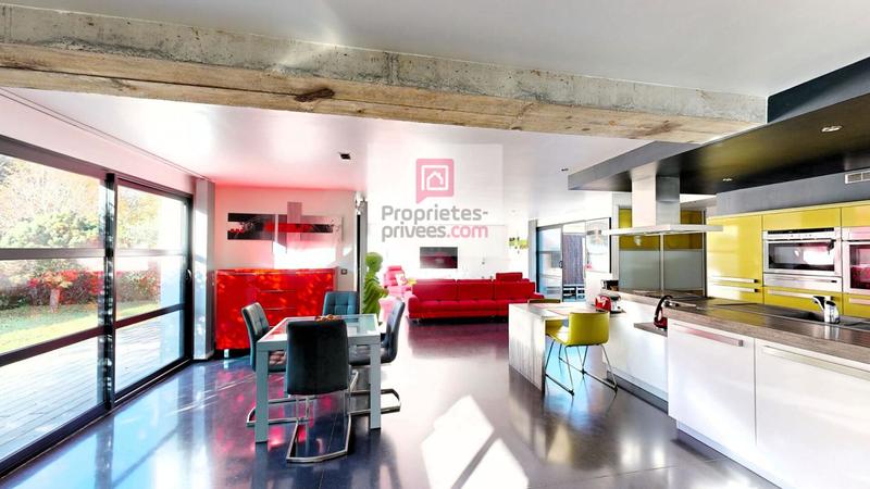 Maison - 138 m² - 4 pièces