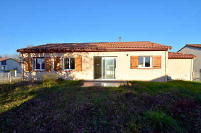 Maison - 95 m² - 5 pièces