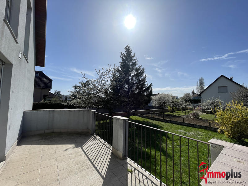 Maison - 102 m² - 5 pièces