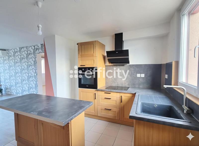 Appartement - 67 m² - 4 pièces