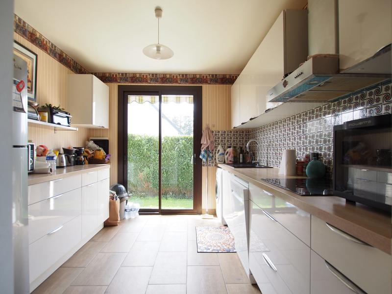 Maison - 95 m² - 4 pièces