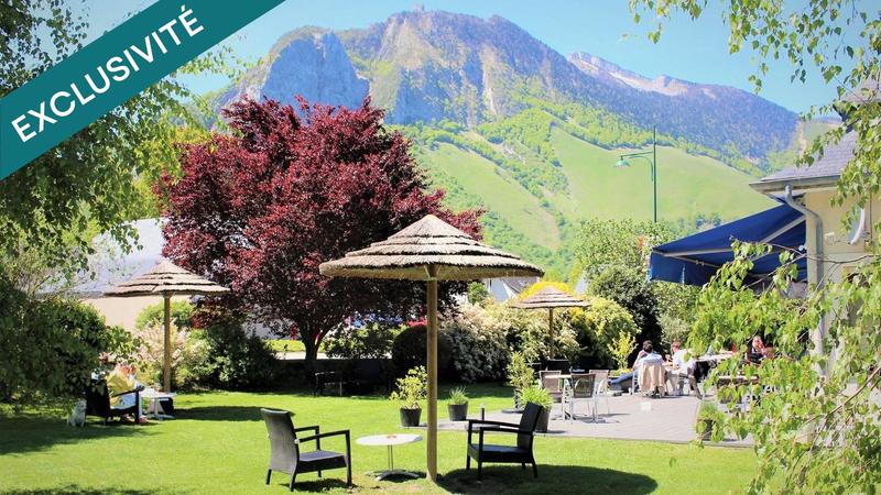 Local commercial - 550 m² - 15 pièces