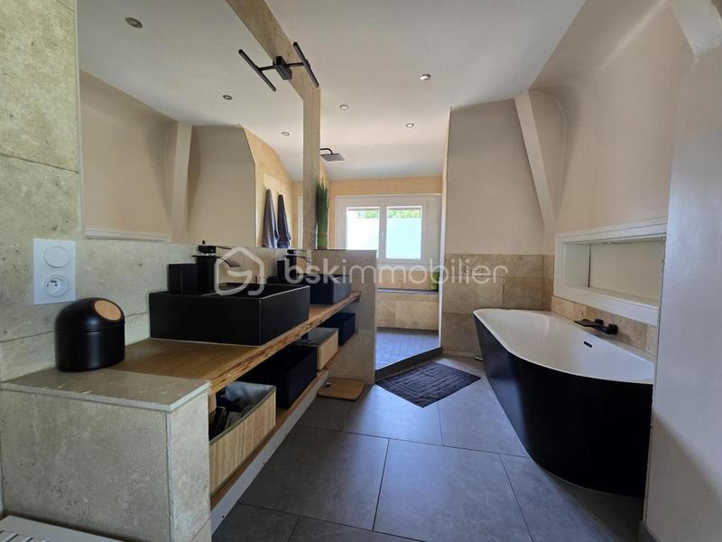 Maison bourgeoise - 232 m² - 7 pièces