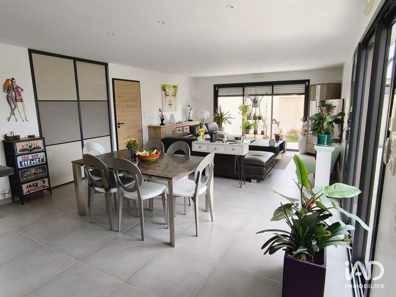 Maison - 112 m² - 6 pièces