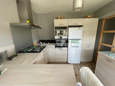 Maison traditionnelle - 81 m² - 4 pièces