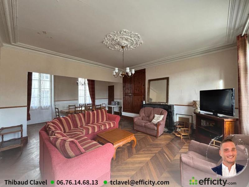 Maison - 416 m² - 15 pièces