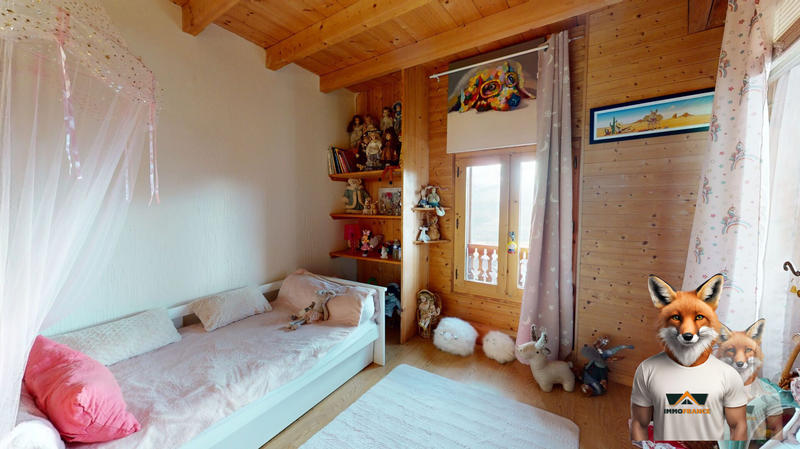 Maison - 265 m² - 13 pièces