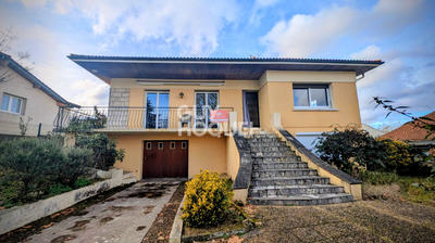 Maison - 160 m² - 6 pièces