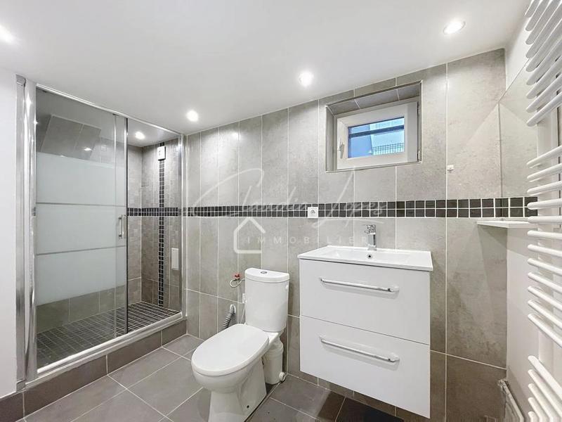 Maison - 65 m² - 6 pièces