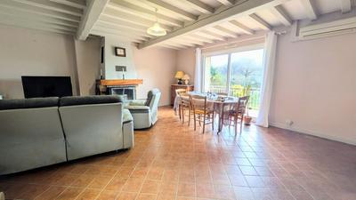 Maison - 97 m² - 3 pièces