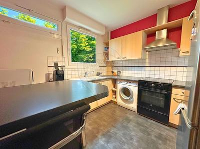 Appartement - 87 m² - 5 pièces