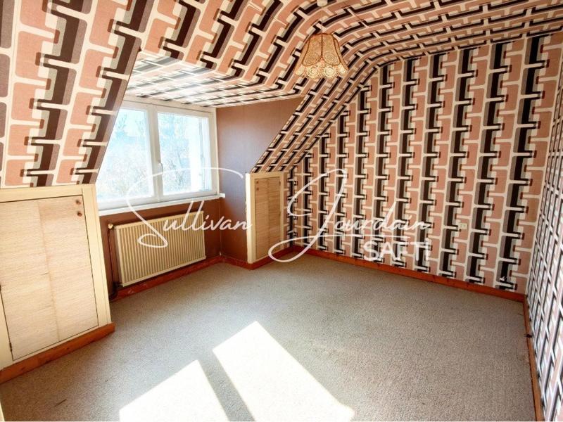 Maison - 113 m² - 6 pièces