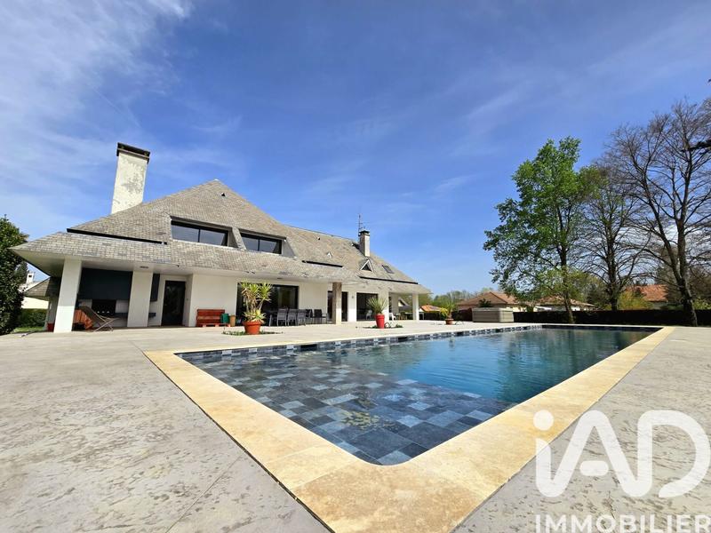 Maison de maîtres - 290 m² - 8 pièces