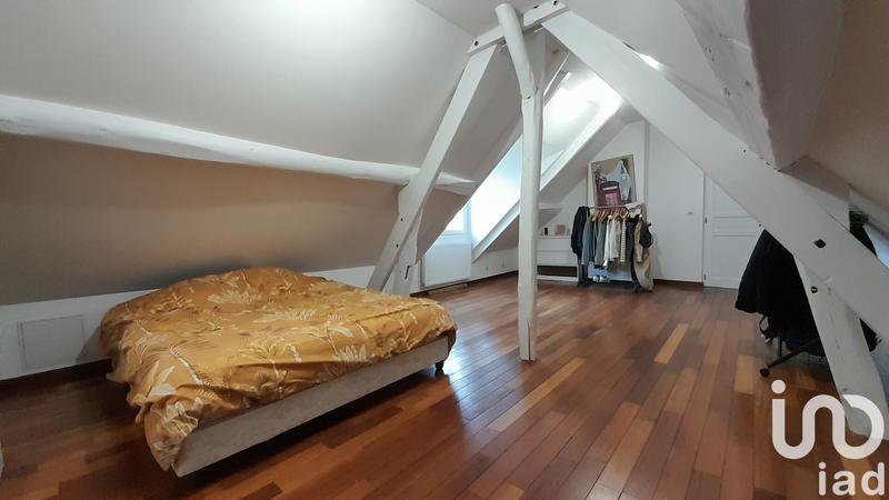 Maison - 299 m² - 10 pièces