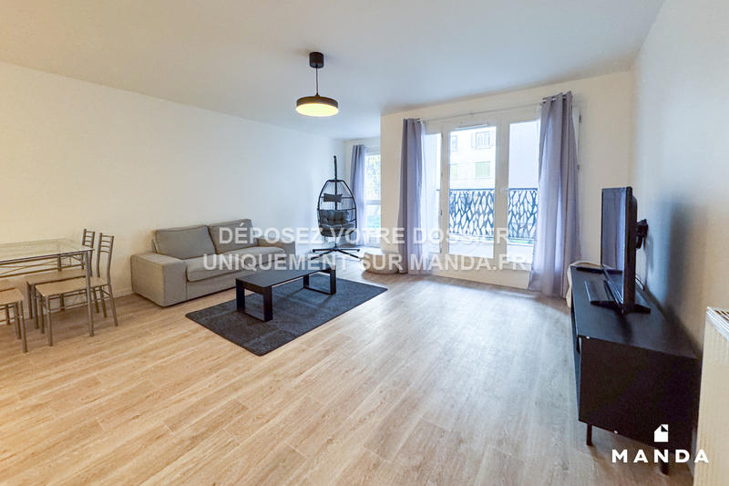 Chambre - 13 m² - 4 pièces