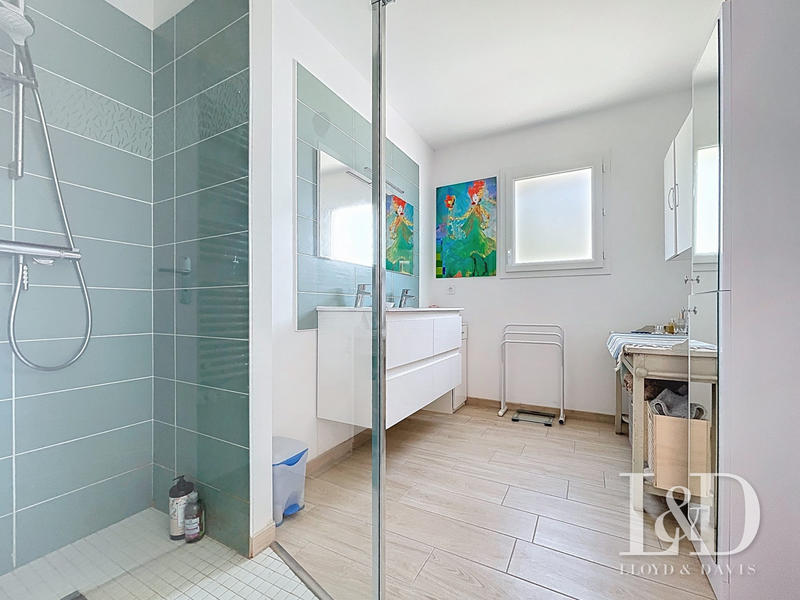 Maison - 175 m² - 5 pièces