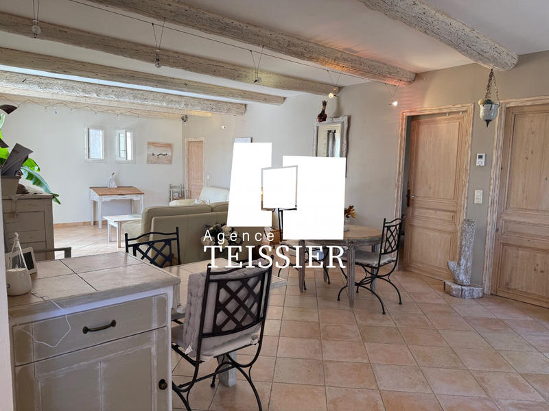 Maison - 146 m² - 7 pièces