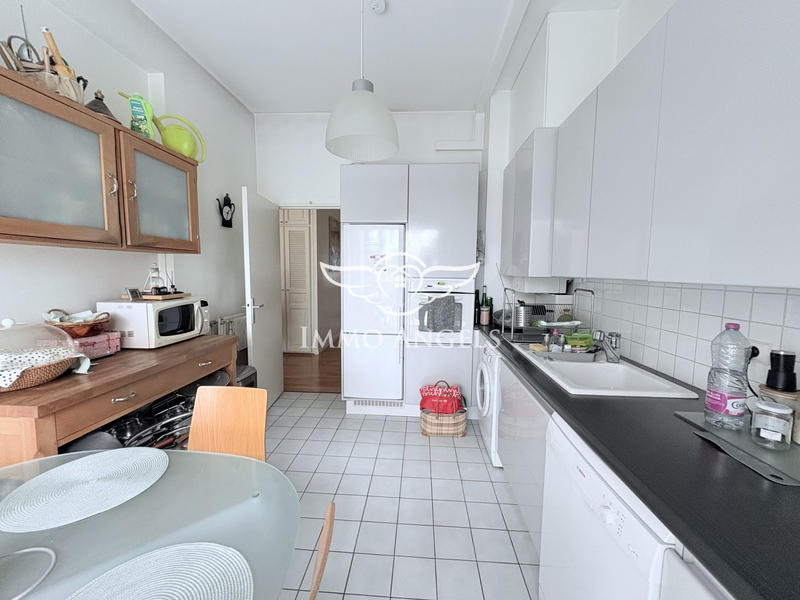 Appartement - 99 m² - 5 pièces