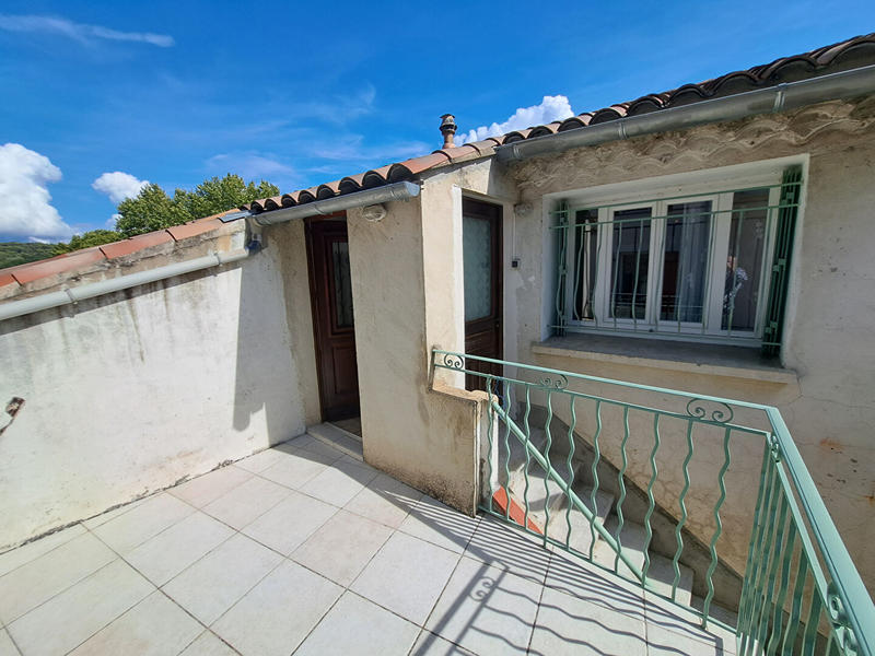 Maison - 96 m² - 4 pièces