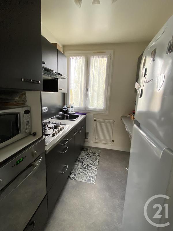 Appartement - 63 m² - 4 pièces