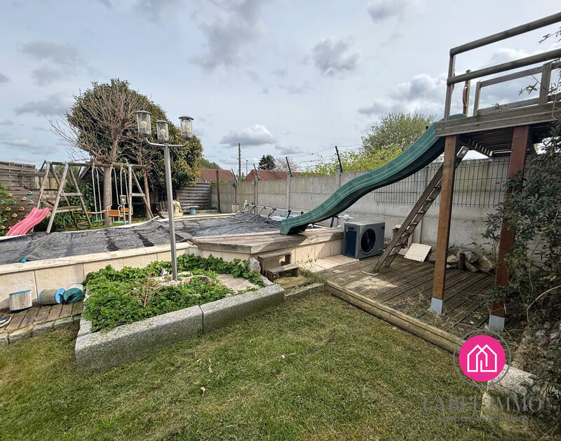 Maison - 130 m² - 4 pièces