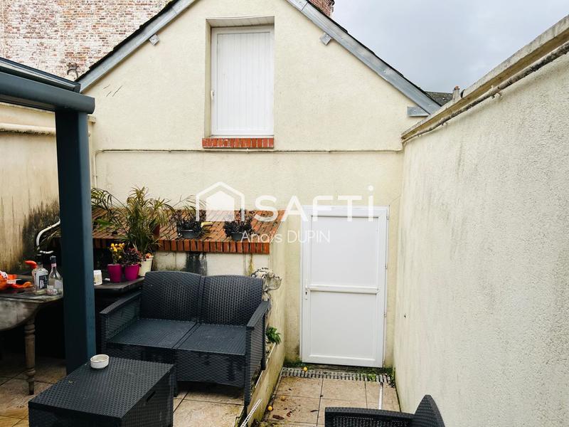 Maison - 244 m² - 8 pièces