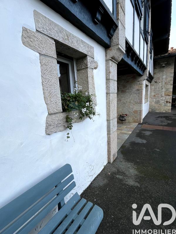 Maison de maîtres - 300 m² - 10 pièces