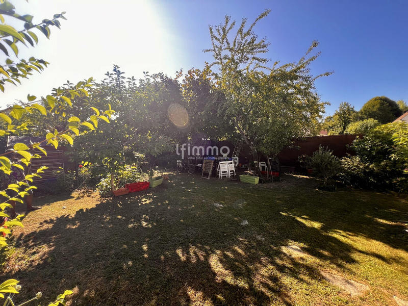 Pavillon - 165 m² - 6 pièces