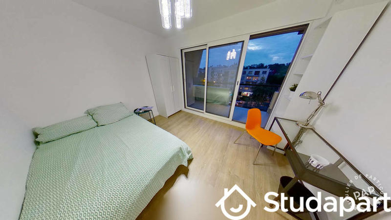 Chambre - 11 m² - 1 pièce