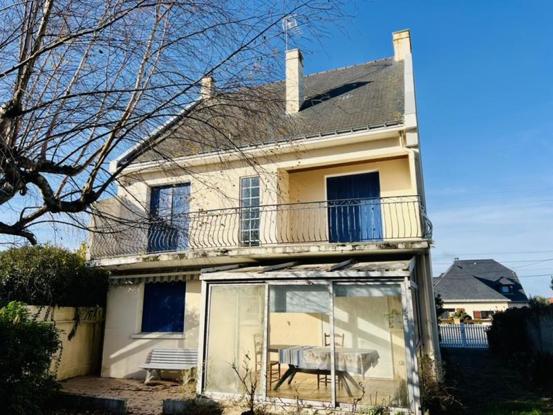 Pavillon - 132 m² - 7 pièces