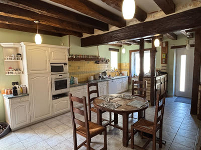 Maison - 187 m² - 6 pièces