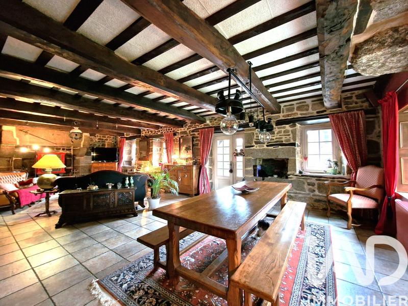 Maison - 176 m² - 5 pièces