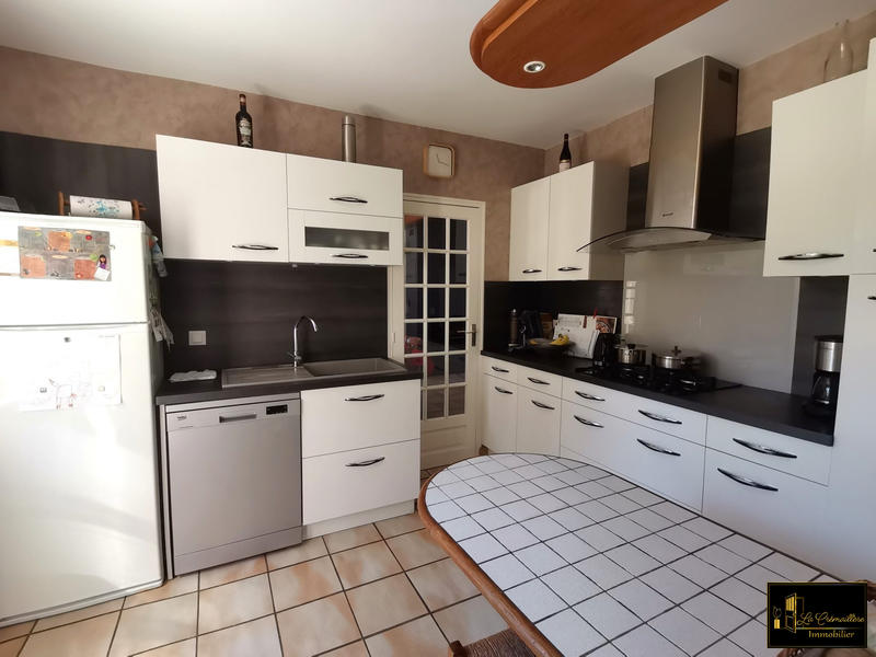 Maison traditionnelle - 163 m² - 8 pièces