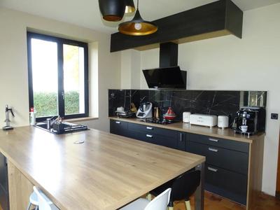 Maison - 205 m² - 7 pièces