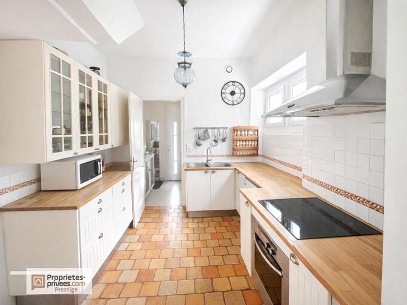 Maison - 172 m² - 7 pièces