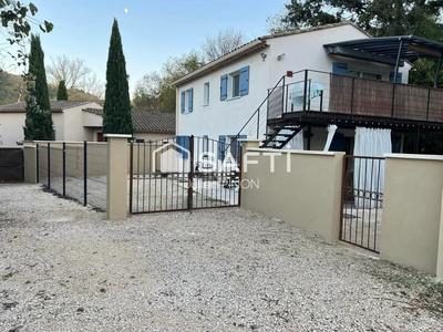 Maison - 120 m² - 6 pièces