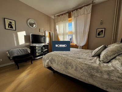 Appartement - 145 m² - 5 pièces