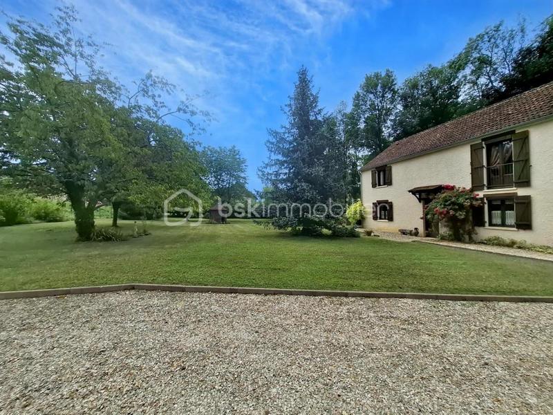 Maison - 143 m² - 6 pièces