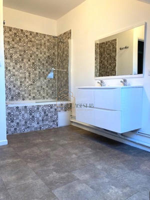 Appartement - 81 m² - 4 pièces