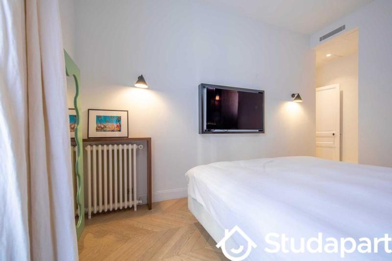 Appartement - 160 m² - 5 pièces