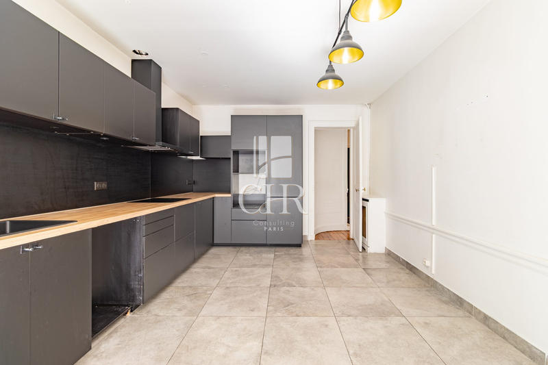 Appartement - 173 m² - 5 pièces