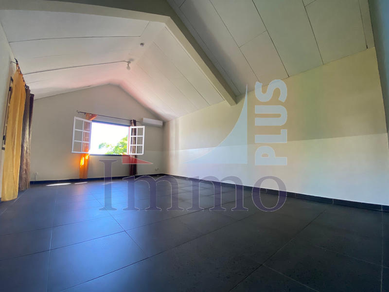 Villa - 140 m² - 5 pièces