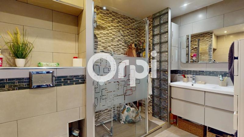 Appartement - 67 m² - 4 pièces